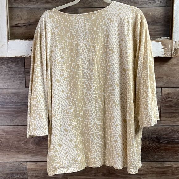 Coral Bay Womens 2X Sequined Jeweled Neckline Tan White Scoop Neck Top - Picture 5 of 6